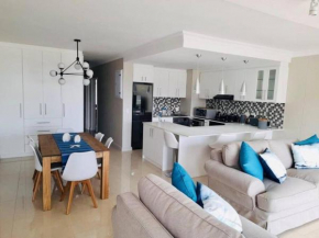 Lovely 2 Bedroom Sea Facing Apartment on the Beach